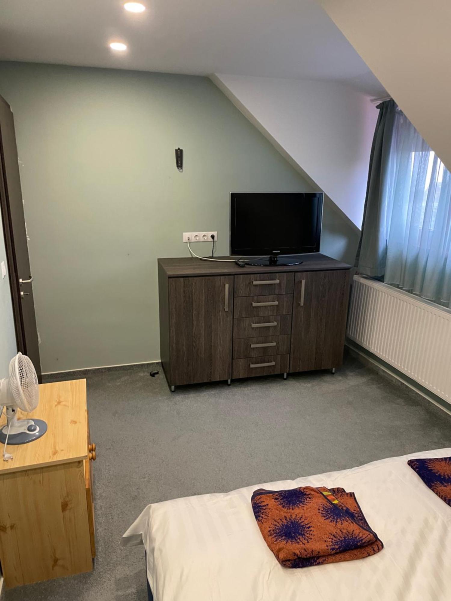 Szoegedi Villa 바다초니토마이 외부 사진