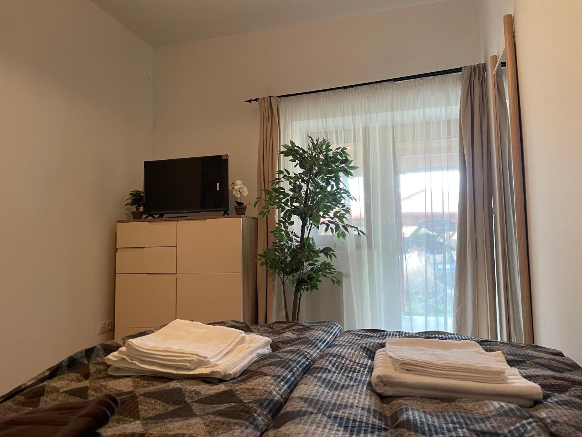 Szoegedi Villa 바다초니토마이 외부 사진