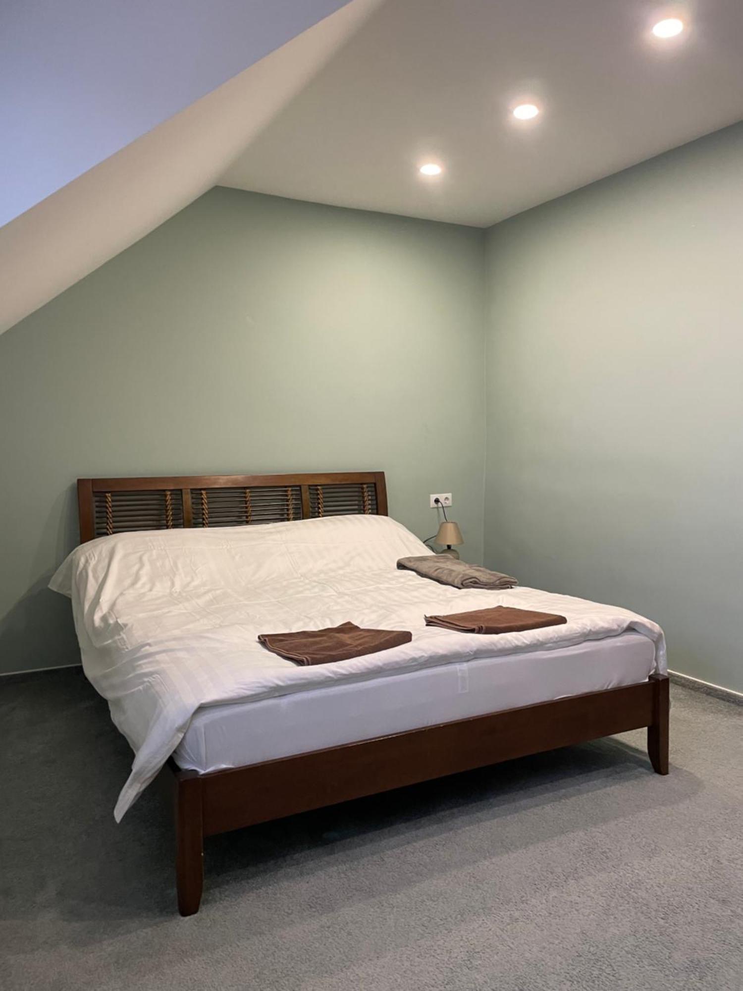 Szoegedi Villa 바다초니토마이 외부 사진